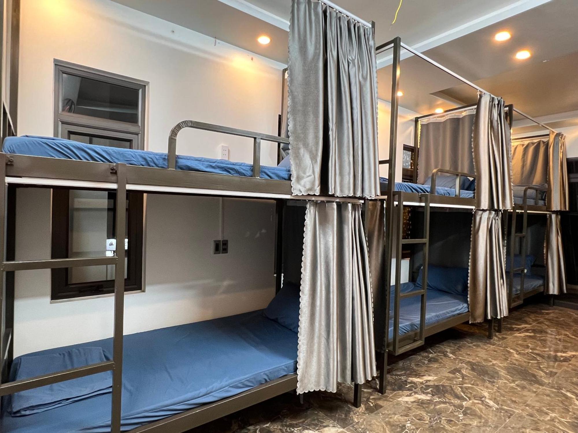 Homestay Road Trip & Tours